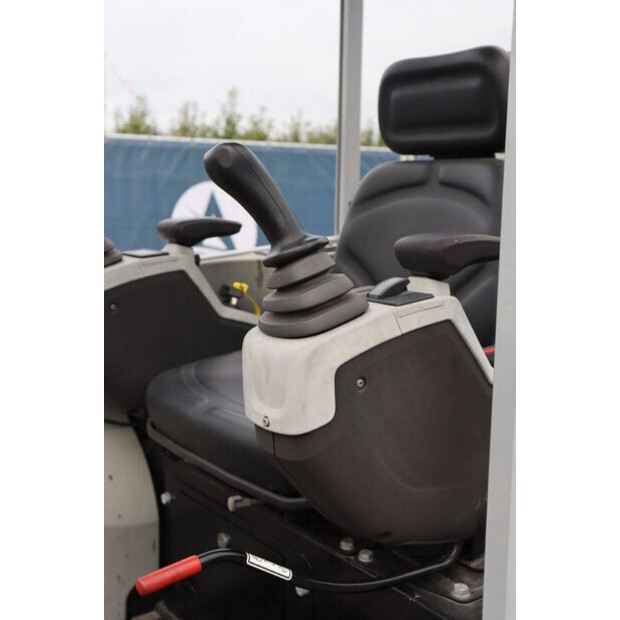 2018 نيوسون EZ28-43513439