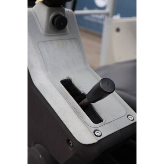 2018 نيوسون EZ28-43513442