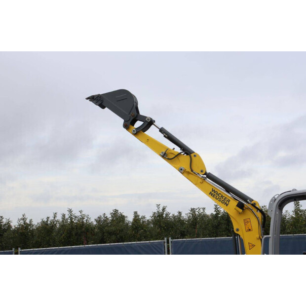 2018 نيوسون EZ28-43513453