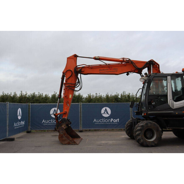 2010 هيتاشى ZX170W-3-43513838