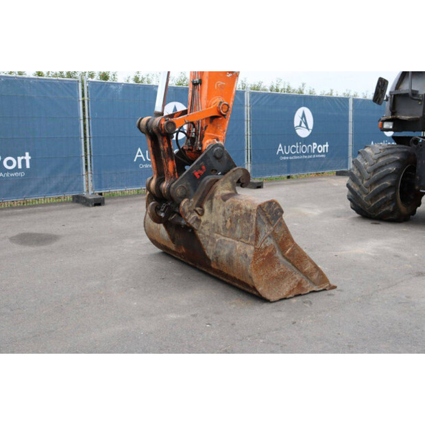 2010 هيتاشى ZX170W-3-43513841