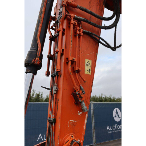 2010 هيتاشى ZX170W-3-43513843