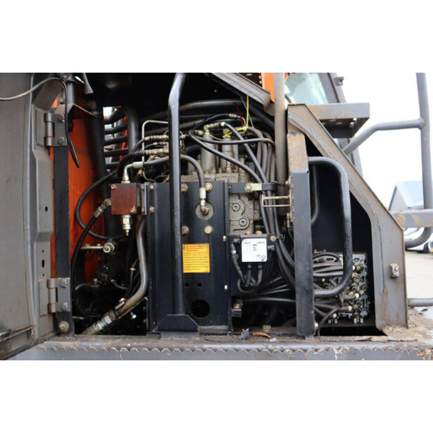 2010 هيتاشى ZX170W-3-43513874