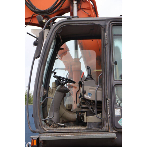 2010 هيتاشى ZX170W-3-43513877