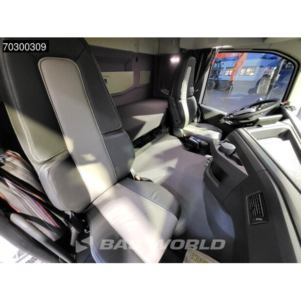 2023 فولفو FMX 540-43514242