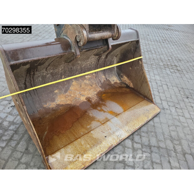 2004 هيتاشى ZX225USR-43514300