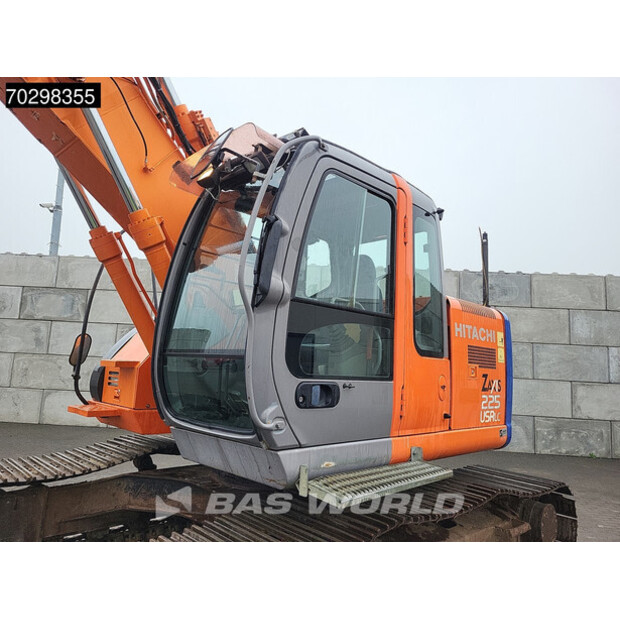 2004 هيتاشى ZX225USR-43514316