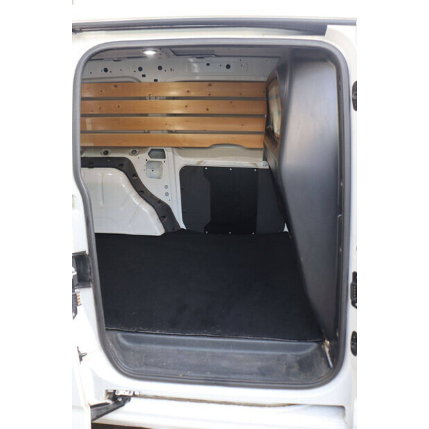 2022 Volkswagen Caddy-43514982