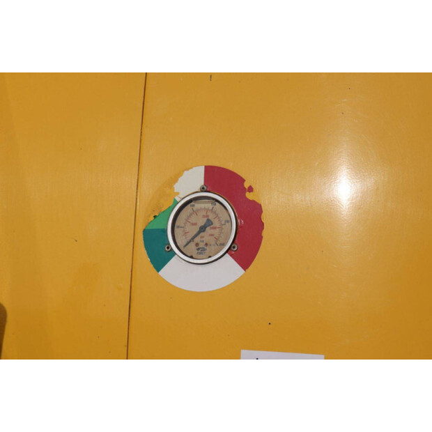 2011 New Holland BB9060-43515250