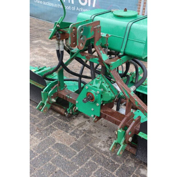 Ransomes Mounted 214 Verticut-43515327