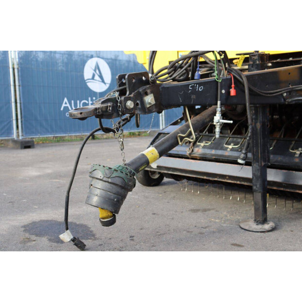 2019 New Holland BR6090-43515380