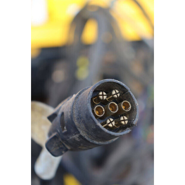 2019 New Holland BR6090-43515382