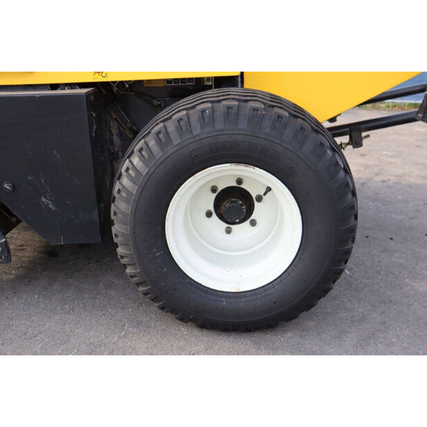 2019 New Holland BR6090-43515387