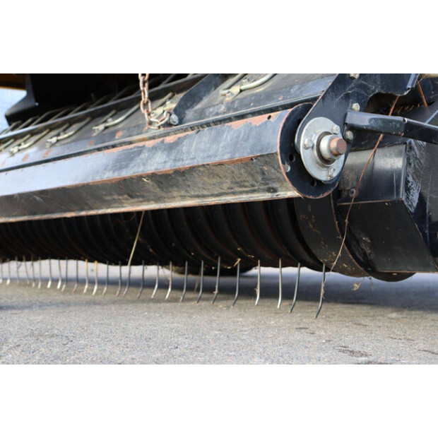 2019 New Holland BR6090-43515388