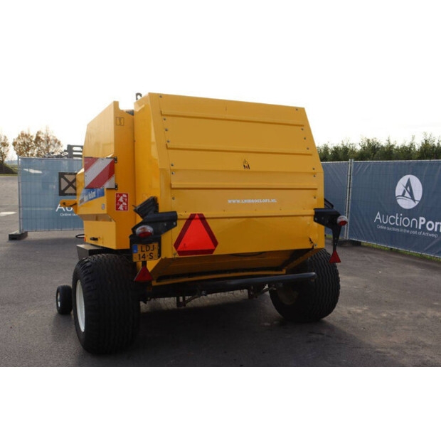 2019 New Holland BR6090-43515389