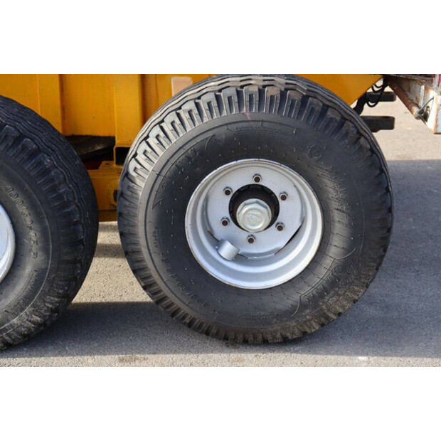 1992 شويتميكر EKW60-43515657