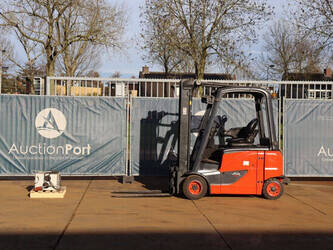 Image de CHARIOTS ÉLÉVATEURS 2019 Linde E20PH-02 À vendre à Belgique