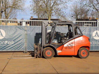 Image de CHARIOTS ÉLÉVATEURS 2010 Linde H50D-01 À vendre à Belgique
