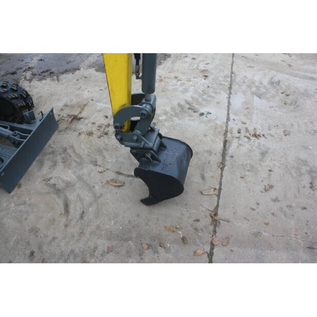 2018 Neuson 803-43516513