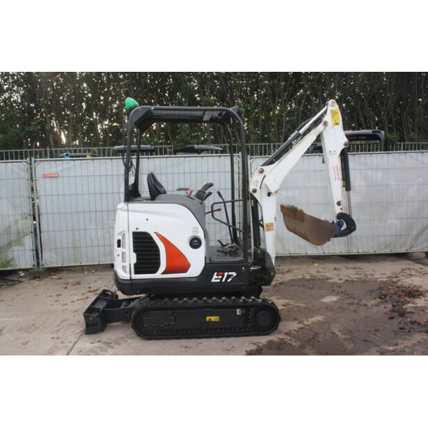 2021 BOBCAT E17-43516541