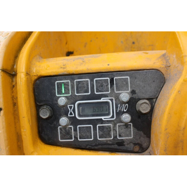 2014 نيوسون RT2SC-43516620