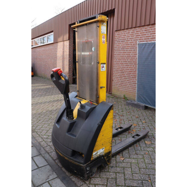 2002 براماك GX12-29-43516654