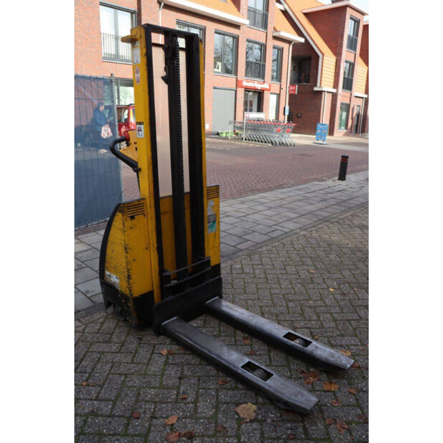 2002 براماك GX12-29-43516655