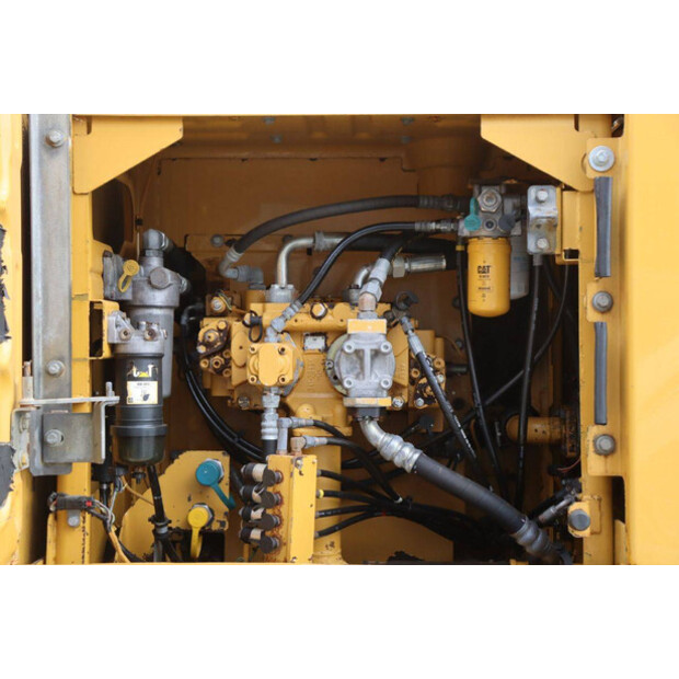 2012 كاتربيلر 323E-43516917