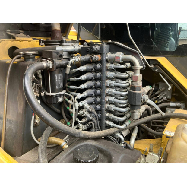 2012 كوماتسو PC80-43517321