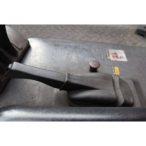 2003 ستيل R 60-25-43517670