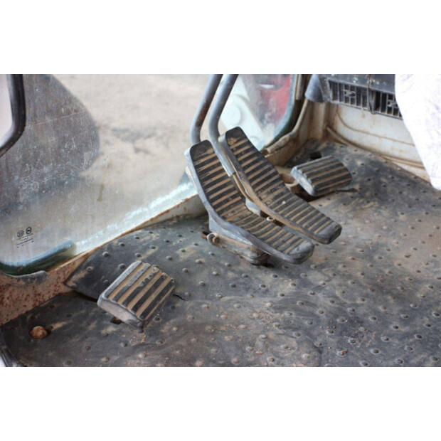 TAKEUCHI TB175C-43518008