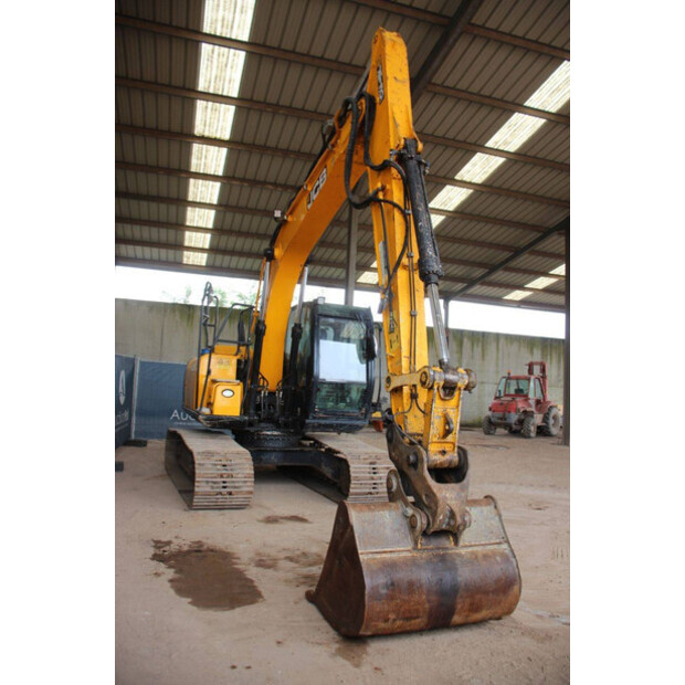 2019 JCB JS130LC-43518024