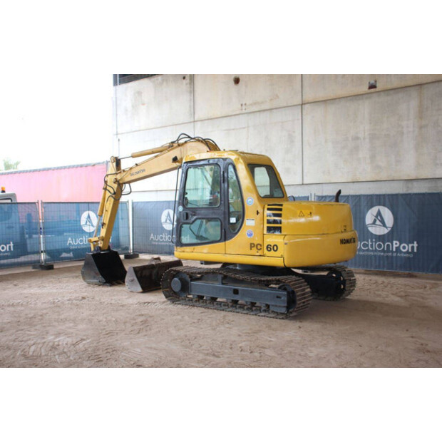 كوماتسو PC60-7-43518125