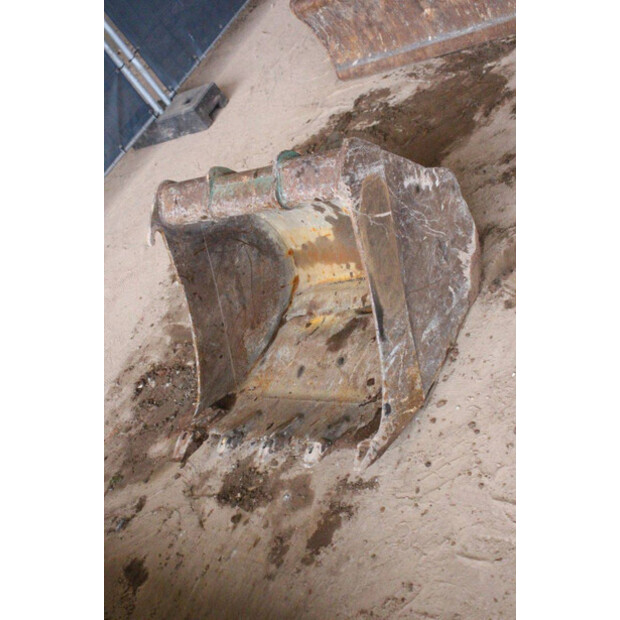 2017 فولفو ECR88D-43518305