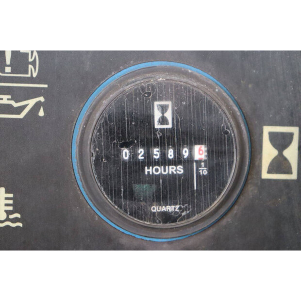 2005 جيني Z-45/25-43518351