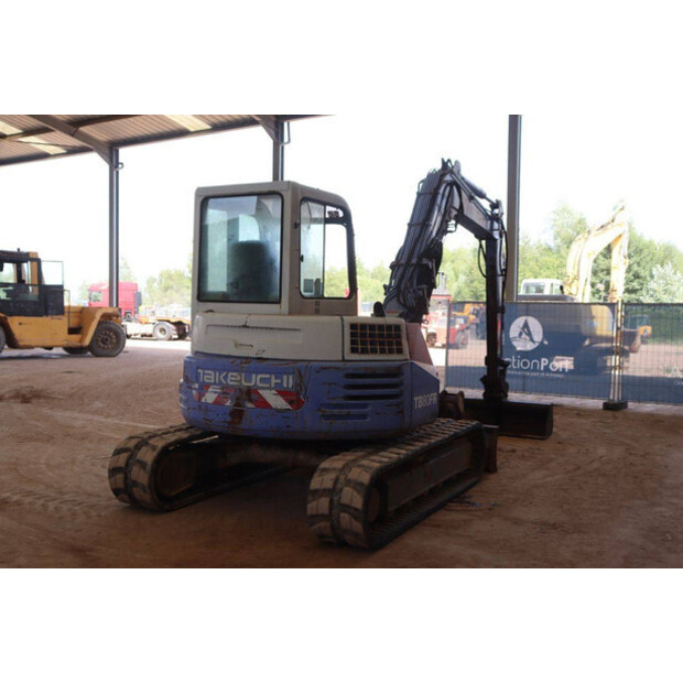 2002 تاكوتشي TB80FR-43518435