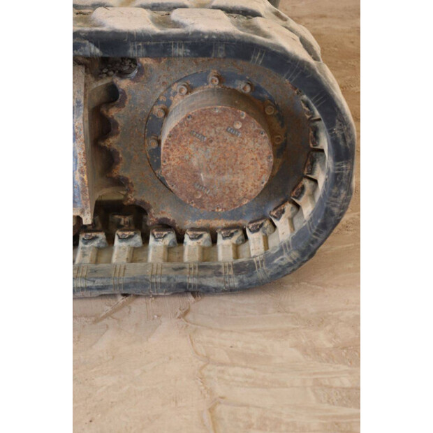 2002 تاكوتشي TB80FR-43518454