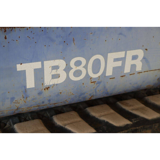 2002 تاكوتشي TB80FR-43518457