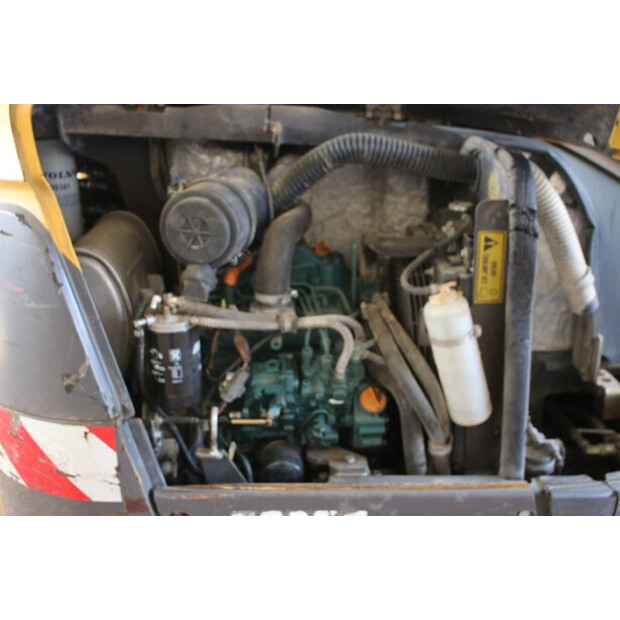 2013 فولفو EC27C-43518606