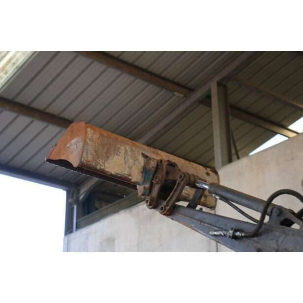 2013 فولفو EC27C-43518619