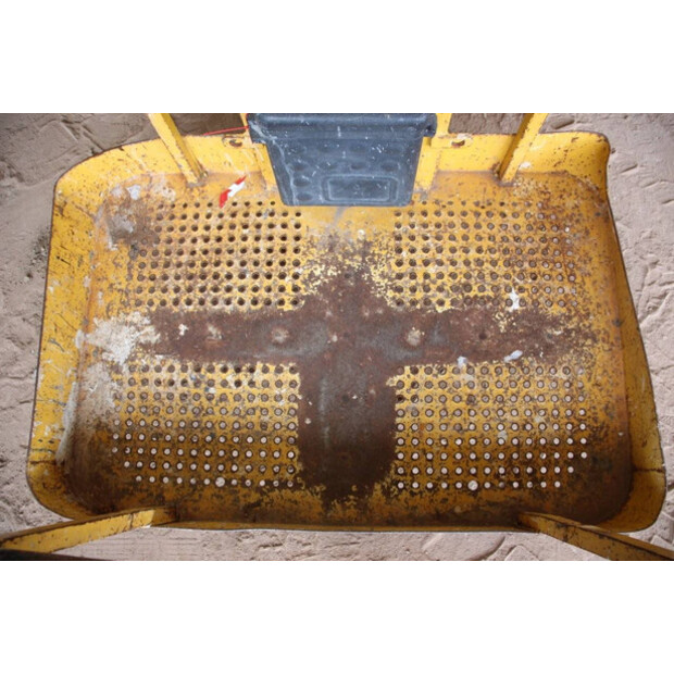 2006 هولوت HA12PX-43518629