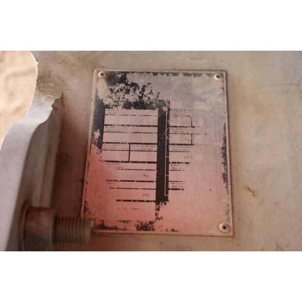 2013 مانيتو 200 ATJ-43518653