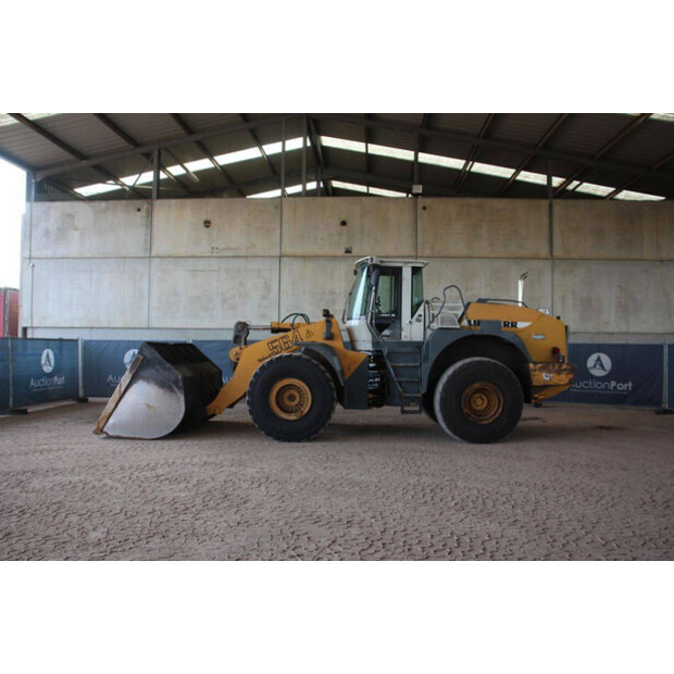 2004 ليبهير L564-43518922