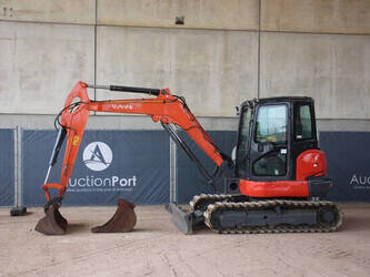 صورة ل حفارات مجنزرة 2013 كوبوتا RX165-5