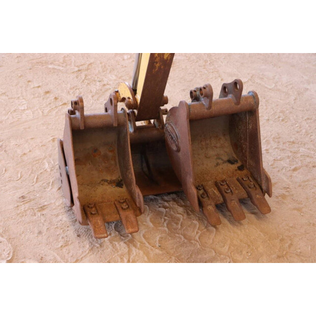 2015 Caterpillar 300.9D-43519115