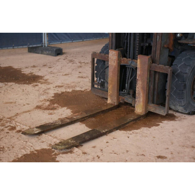 2017 Toyota 06686GF30-43519339