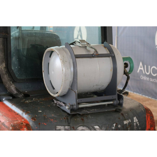 2017 Toyota 06686GF30-43519345