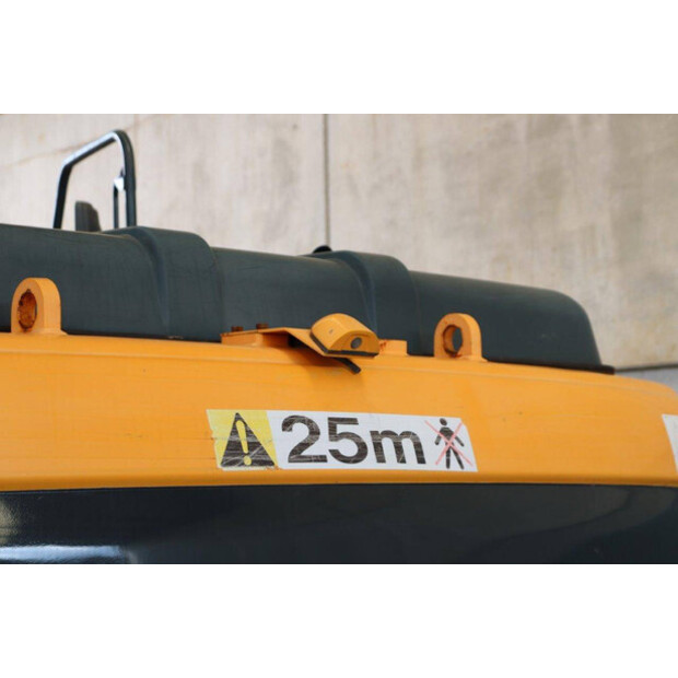 2013 Hyundai ROBEX 140LC-9A-43519565