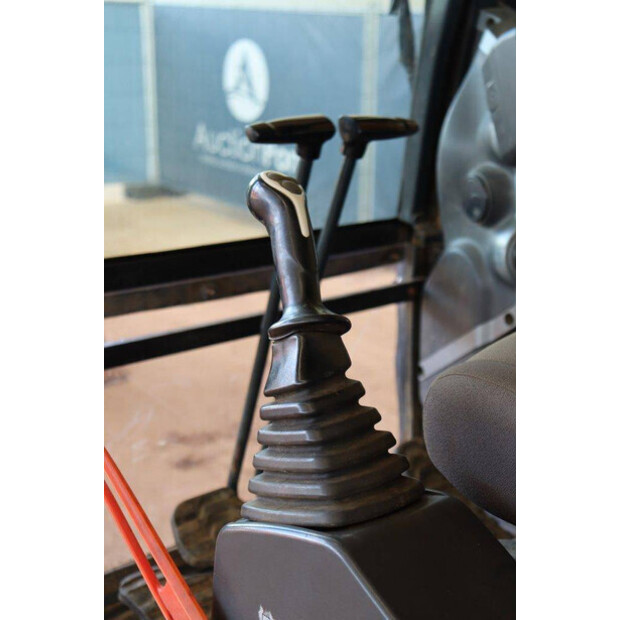 2013 Hyundai ROBEX 140LC-9A-43519580