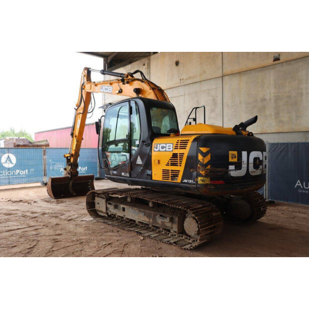 2016 JCB JS131LC-43519618